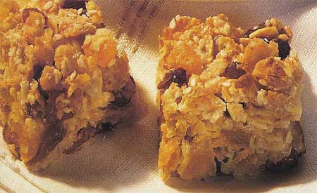 Apricot Almond Energy Bars